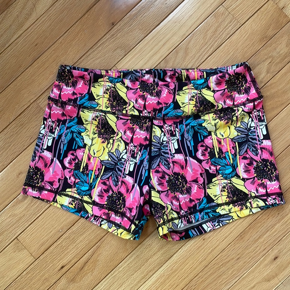 Born Primitive Double take booty shorts